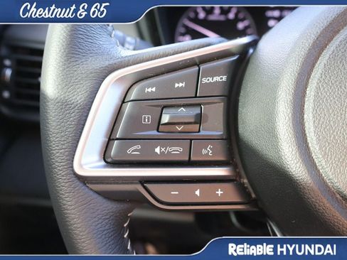 Used 2025 Subaru Outback Premium w/ Popular Package #1A AWD/4WD image 27