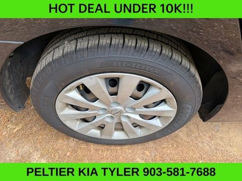 Used 2019 Nissan Sentra S image 10