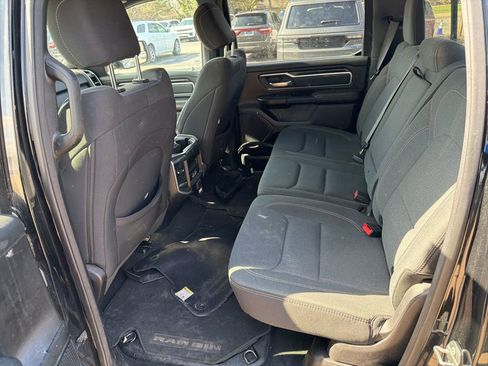 Used 2022 RAM 1500 Big Horn AWD/4WD image 12