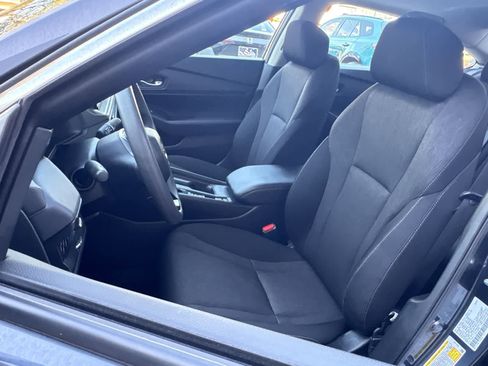 Used 2023 Honda Accord EX image 22