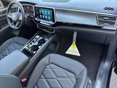 New 2026 Volkswagen Atlas Cross Sport SE AWD/4WD image 12