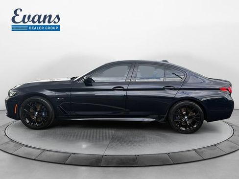Used 2023 BMW 530e xDrive w/ Premium Package AWD/4WD image 2