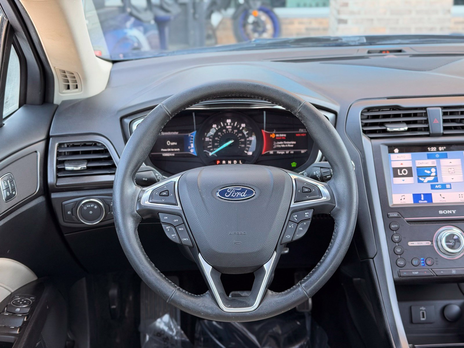 Used 2017 Ford Fusion Titanium FWD image 31