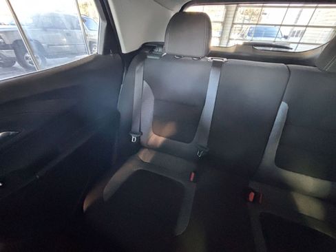 Used 2025 Chevrolet TrailBlazer LT FWD image 38