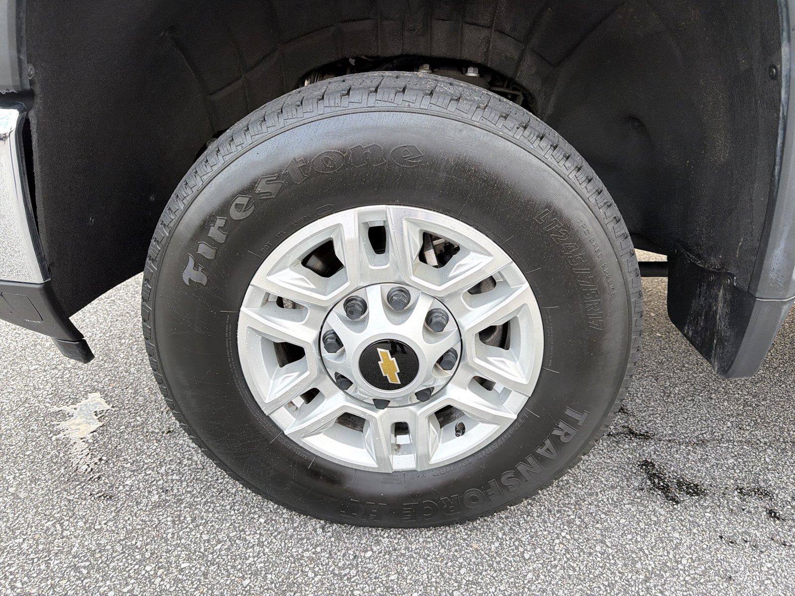 Used 2025 Chevrolet Silverado 2500 LT AWD/4WD image 10