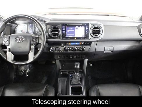 Used 2018 Toyota Tacoma TRD Off-Road image 26