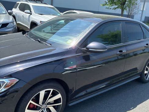 Used 2019 Volkswagen Jetta GLI Autobahn FWD image 3