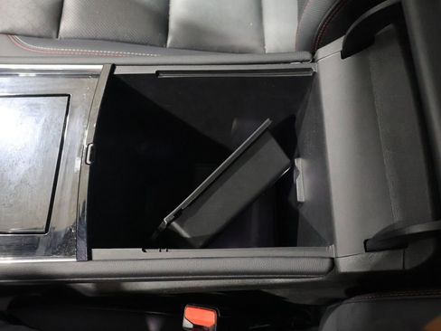 Used 2024 Chevrolet Traverse RS w/ LPO, Floor Liner Package AWD/4WD image 30