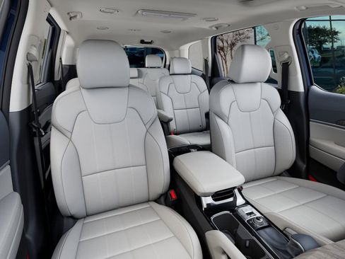 New 2025 Kia Telluride EX image 15