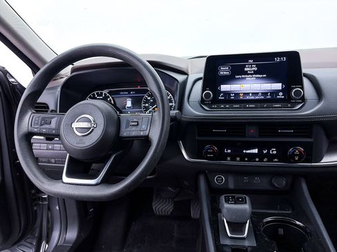 Used 2023 Nissan Rogue SV FWD image 4