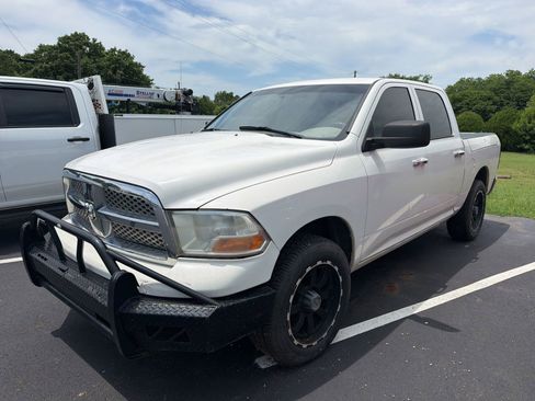 Used 2009 Dodge Ram 1500 Truck SLT w/ Remote Start & Security Group AWD/4WD image 2