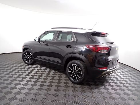 Used 2021 Chevrolet TrailBlazer ACTIV w/ Sun and Liftgate Package image 13