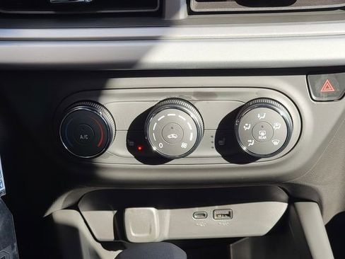 New 2026 Chevrolet Trax RS w/ Sunroof Package image 21