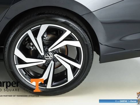 Used 2025 Volkswagen Jetta SEL FWD image 43