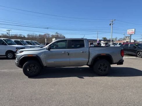 New 2025 GMC Canyon Elevation w/ Convenience Package image 4