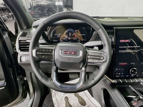 New 2026 GMC Acadia Elevation w/ Elevation Premium Package AWD/4WD image 9