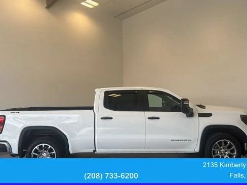 Used 2023 GMC Sierra 1500 Pro w/ Pro Value Package AWD/4WD image 8