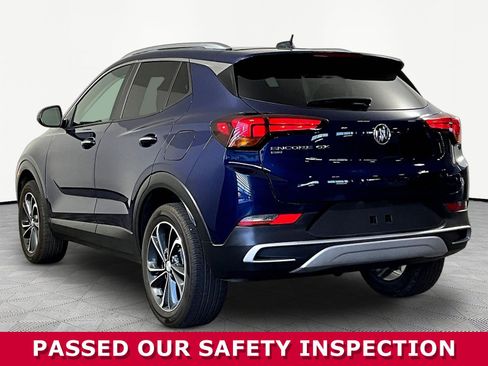 Used 2022 Buick Encore GX Select AWD/4WD image 4