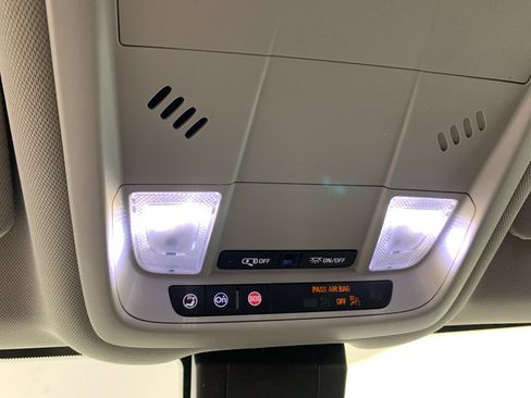 Used 2022 Chevrolet Equinox LS w/ LS Convenience Package FWD image 28