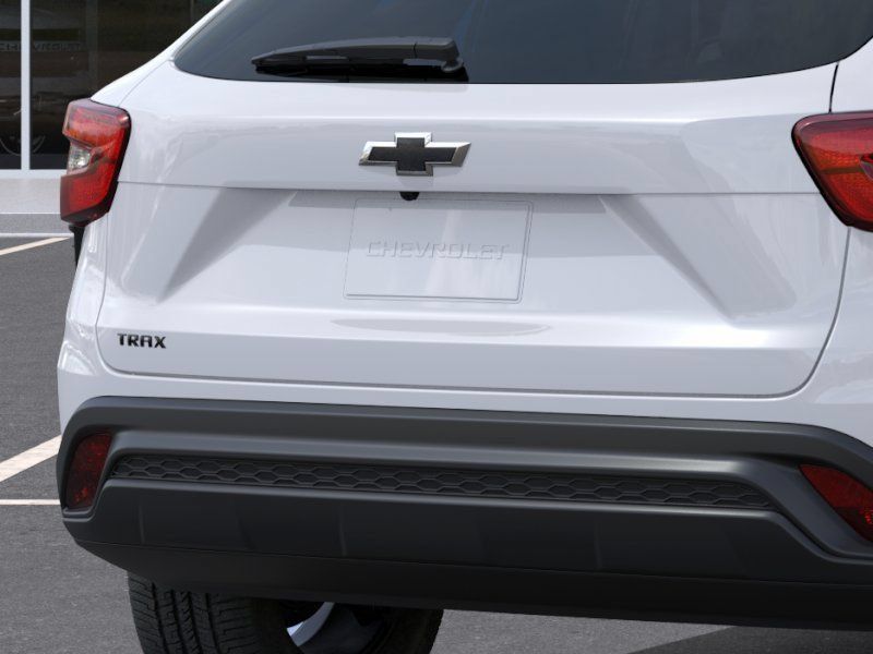 New 2026 Chevrolet Trax LS w/ LS Convenience Package FWD image 14