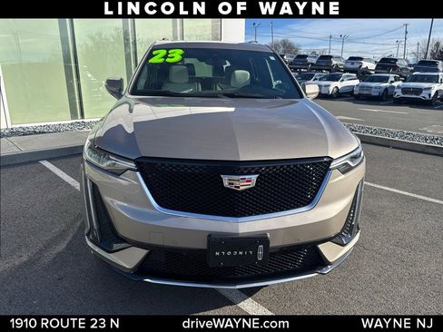 Used 2023 Cadillac XT6 Sport image 10