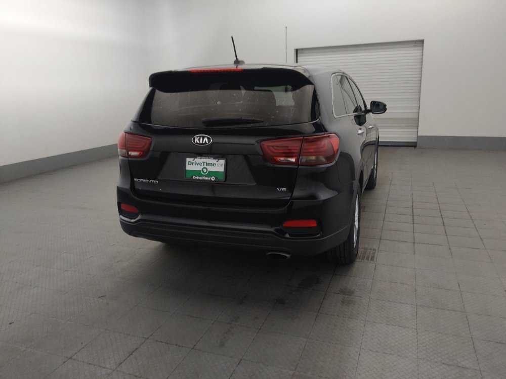 Used 2019 Kia Sorento AWD V6 image 7