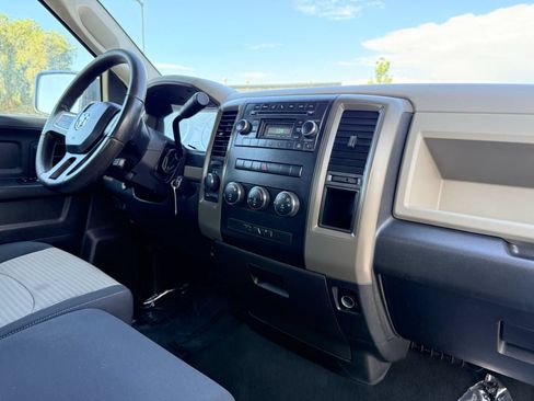 Used 2011 RAM 1500 ST w/ ST Popular Equipment Group AWD/4WD image 15