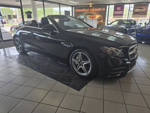 Used 2018 Mercedes-Benz E 400 Cabriolet image 4