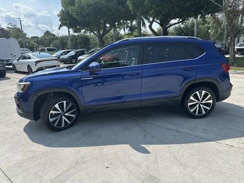 Used 2024 Volkswagen Taos SE FWD image 39