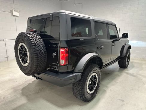 Used 2022 Ford Bronco Black Diamond w/ Sasquatch Package AWD/4WD image 7