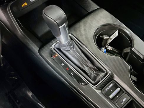 Used 2024 Honda Civic Sport image 15