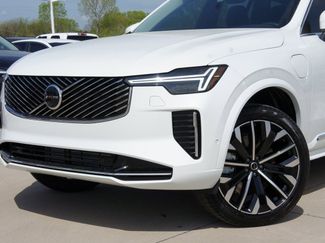 New 2025 Volvo XC90 T8 Plus w/ Protection Package Premier video 2