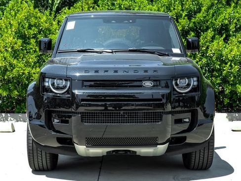 New 2026 Land Rover Defender 90 V8 AWD/4WD image 6
