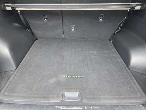 Certified 2023 Hyundai Tucson Limited FWD image 34