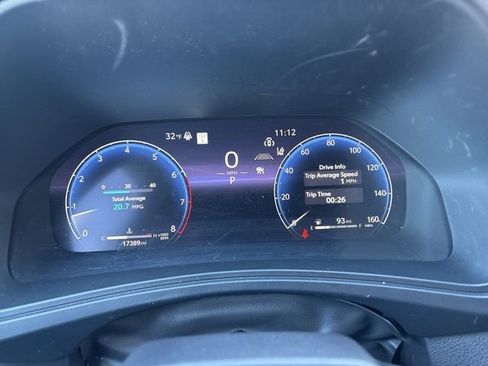 Used 2025 Toyota Grand Highlander AWD image 12