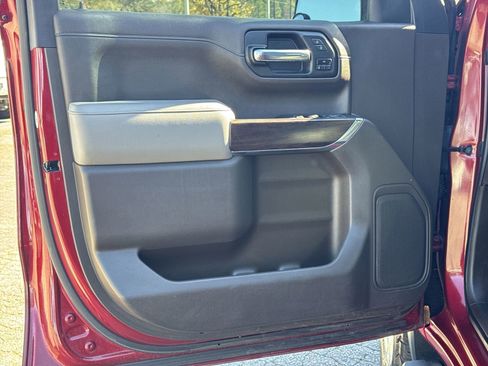 Used 2020 GMC Sierra 1500 SLT w/ SLT Convenience Package image 22