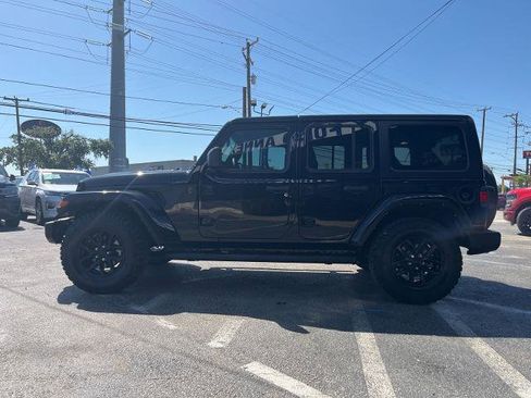Used 2023 Jeep Wrangler Unlimited Sport AWD/4WD image 3