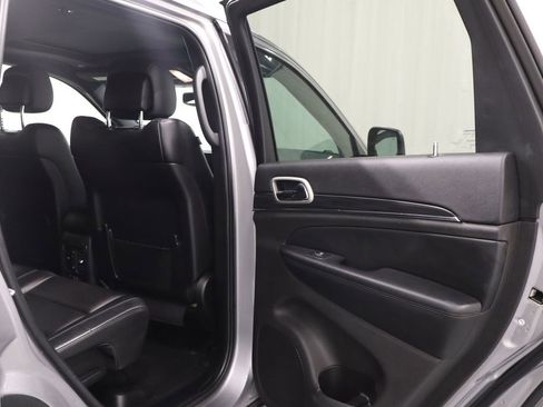 Certified 2020 Jeep Grand Cherokee Limited image 16