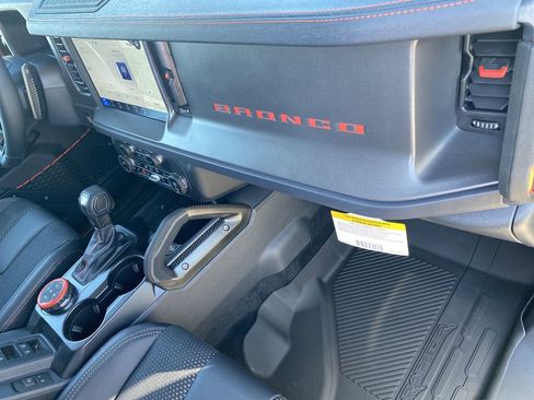 New 2025 Ford Bronco Raptor AWD/4WD image 11