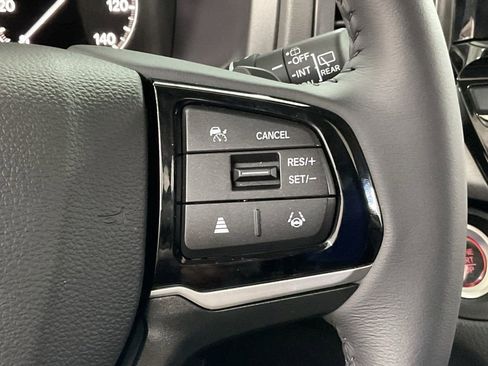 Used 2026 Honda Odyssey EX-L image 12