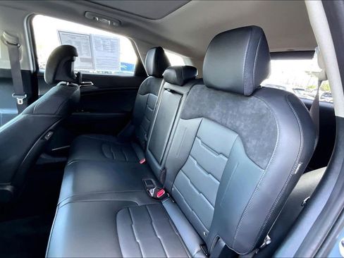 Used 2026 Kia Sportage SX Prestige image 17