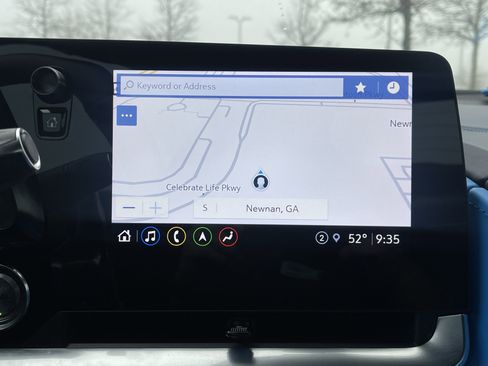 Used 2022 Chevrolet Corvette Stingray Premium Conv w/ Z51 Performance Package image 12