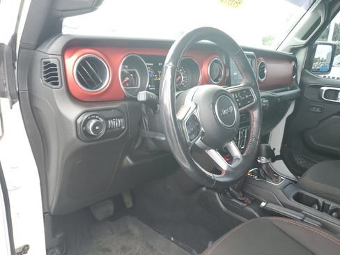 Used 2019 Jeep Wrangler Unlimited Rubicon AWD/4WD image 17
