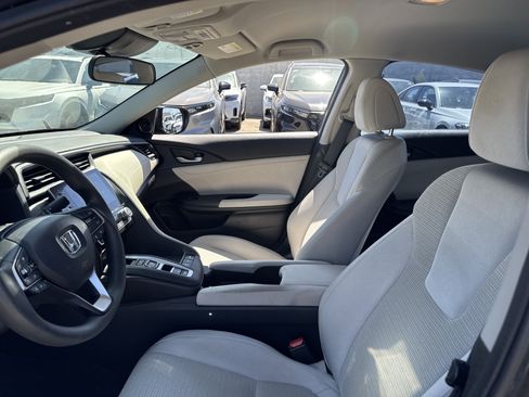 Used 2019 Honda Insight EX image 10