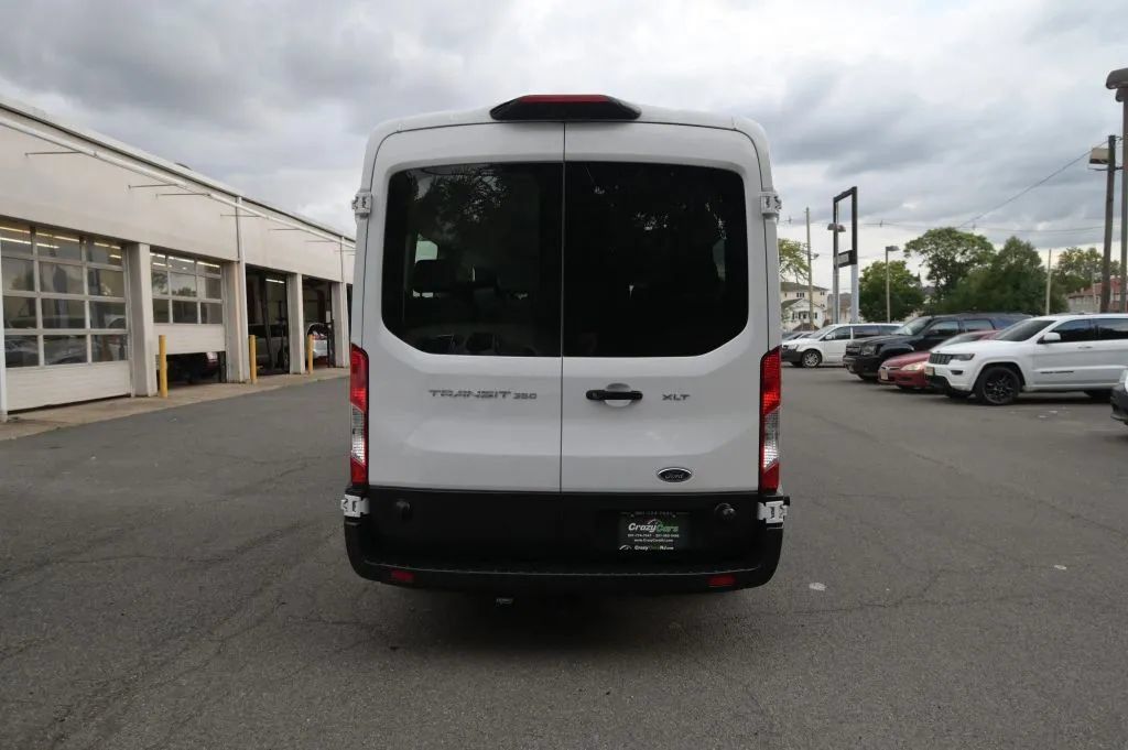 Used 2019 Ford Transit 350 XLT RWD image 4