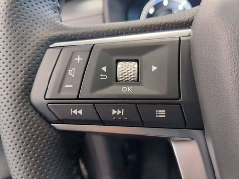 New 2025 Mitsubishi Outlander SEL image 32