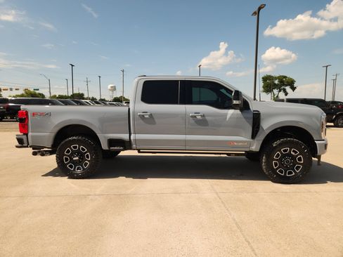 New 2026 Ford F250 Platinum AWD/4WD image 7