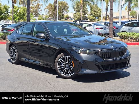 Used 2026 BMW 530i w/ M Sport Package RWD image 1