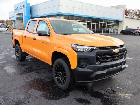 New 2026 Chevrolet Colorado W/T image 2