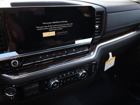 New 2026 GMC Sierra 1500 Elevation image 15